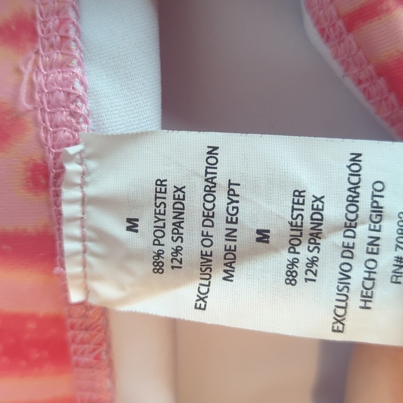 Women's Alive Magnetics Flame Pattern Capri Athletic Leggings Medium - Picture 3 of 8